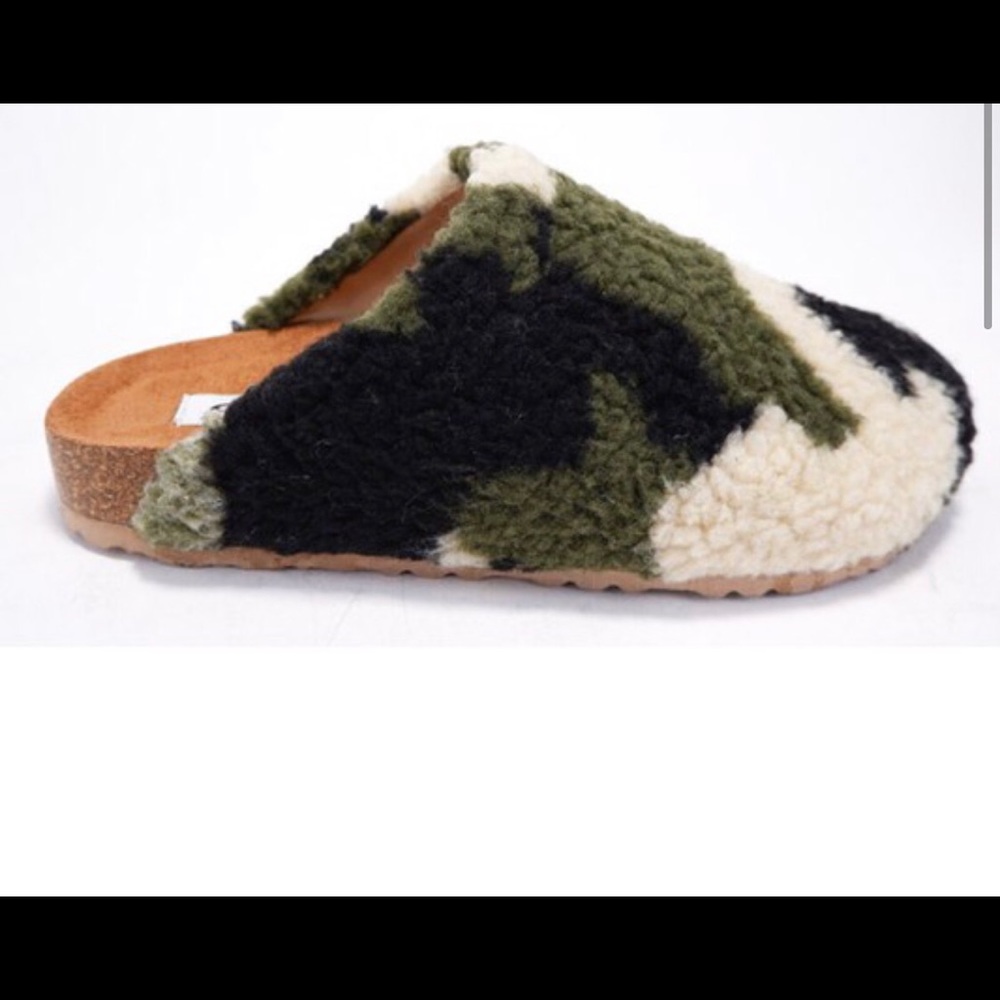Camo Slides